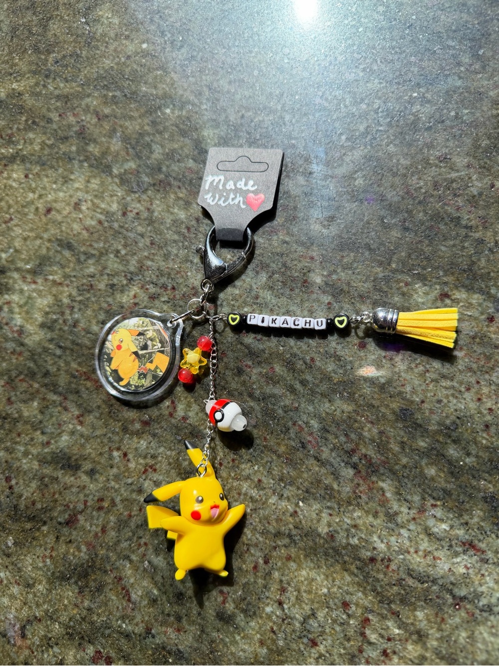 Pokemon Pikachu Keychain - Picture 5 of 7
